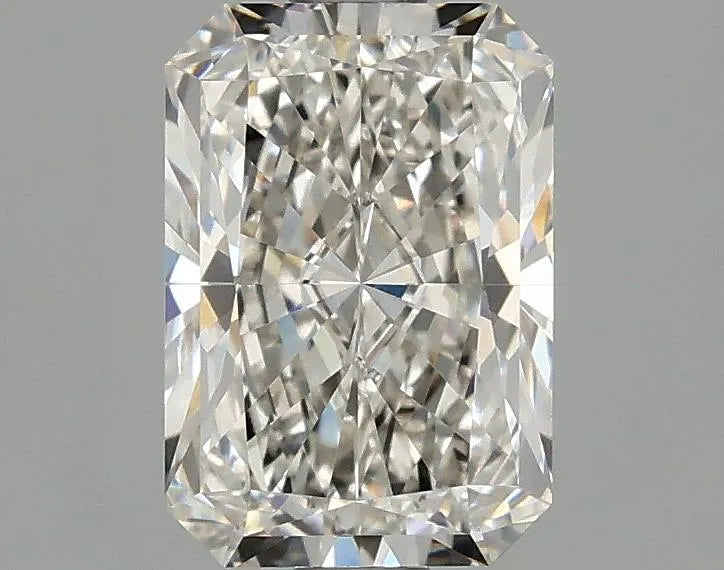 1.67ct Radiant Lab Grown Diamond (Colour G, Clarity VVS2, IGI Certified)
